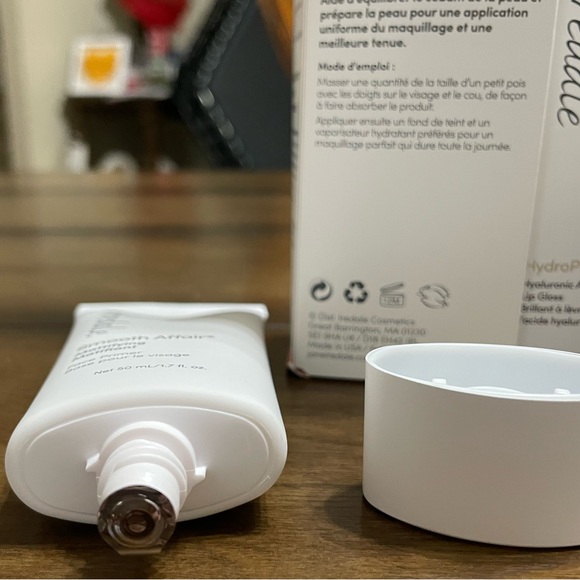 ***SOLD***Jane Iredale Makeup - Picture 5 of 7